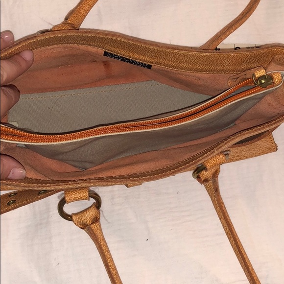 Handbag - Picture 4 of 8